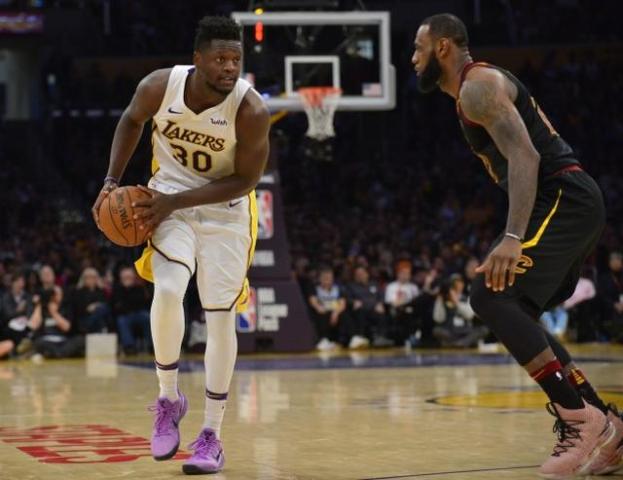  内线巨兽统治篮下，篮板怪兽筑起禁飞区