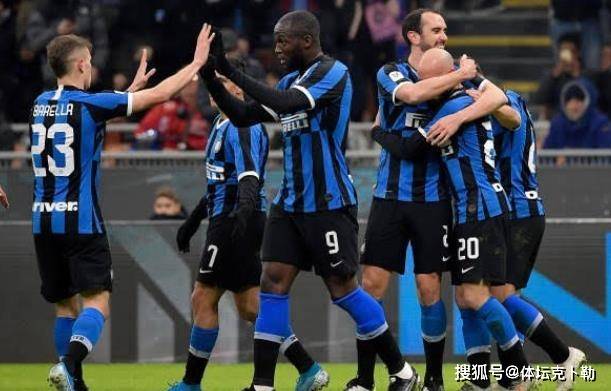  那不勒斯替补建功，客场险胜保留希望  