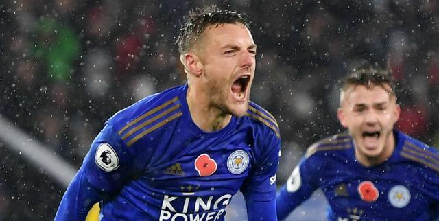  英超榜首大战，利物浦击败曼城夺魁