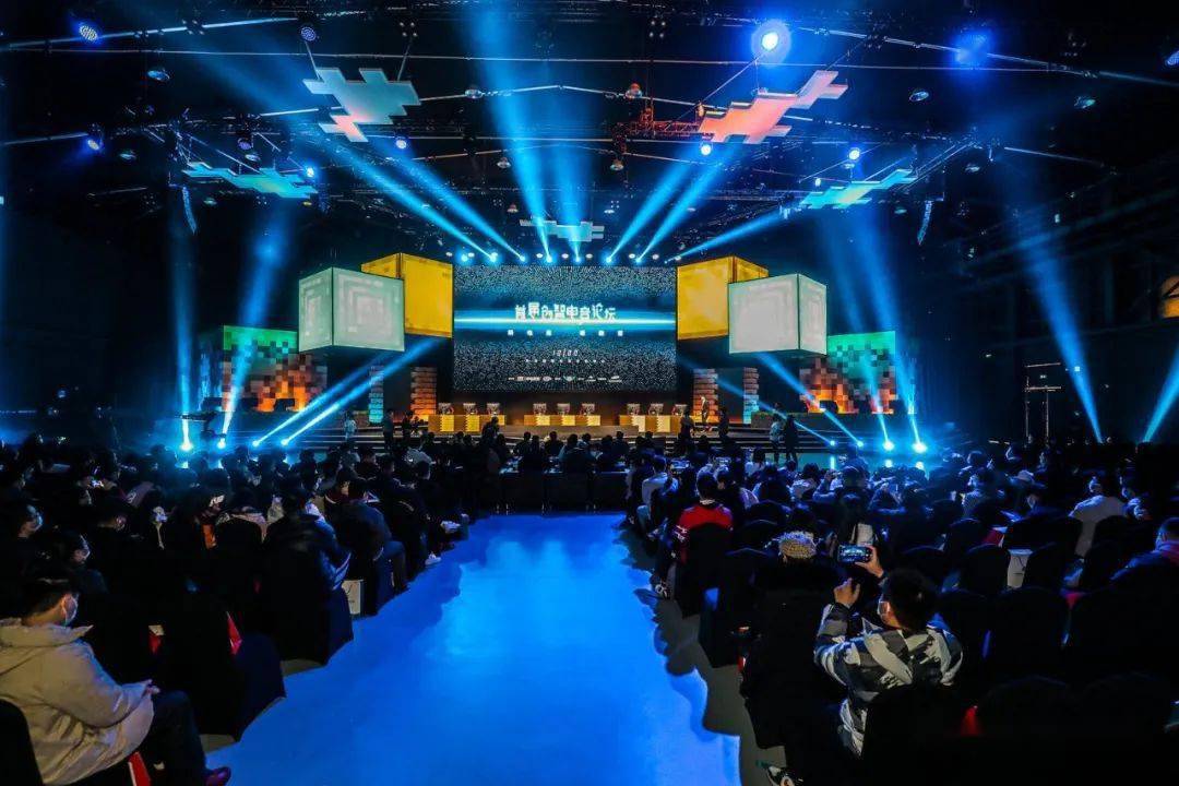  电竞装备全面革新，专业外设助力选手突破极限