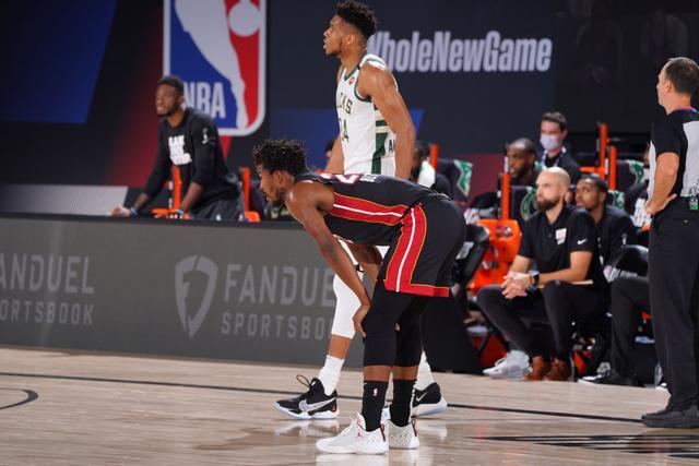  末节逆转高潮迭起演绎篮球魅力