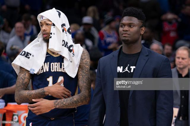 鹈鹕锡安威廉森暴扣连连压制对手 鹈鹕锡安威廉森暴扣连连压制对手