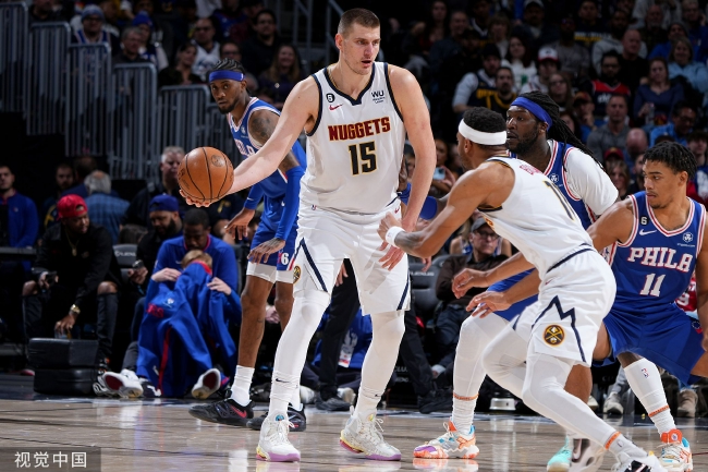  NBA常规赛，约基奇三双助掘金轻取马刺