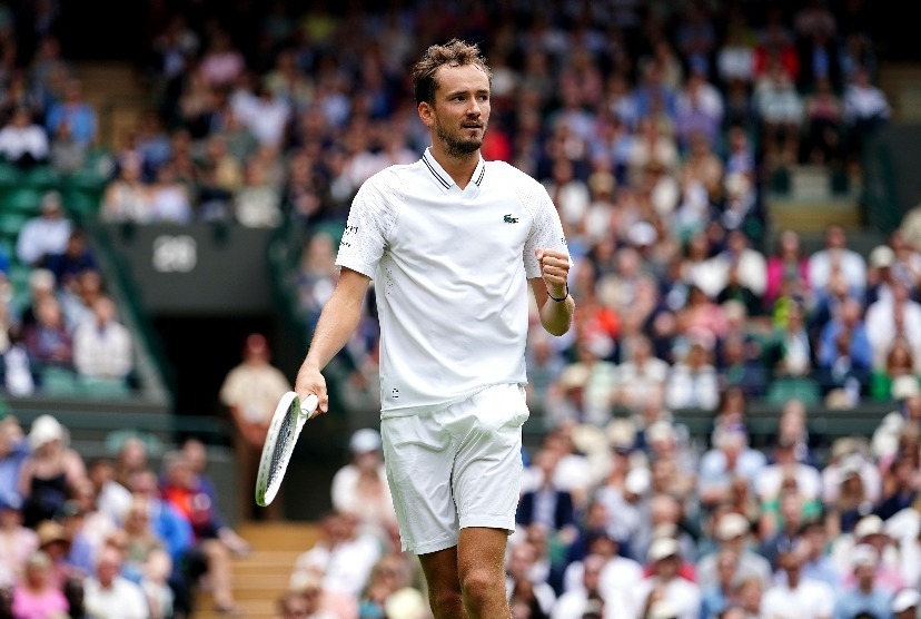  西班牙天王阿尔卡拉斯伤愈归队，瞄准年终总决赛  